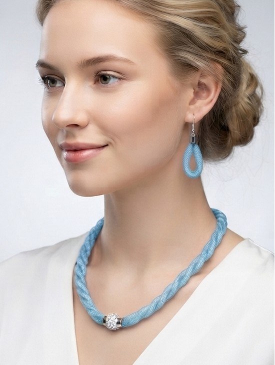 SPARKLE TWIST TUBE NECKLACE & EARRING SET SPARKLE TWIST TUBE NECKLACE & EARRING SET